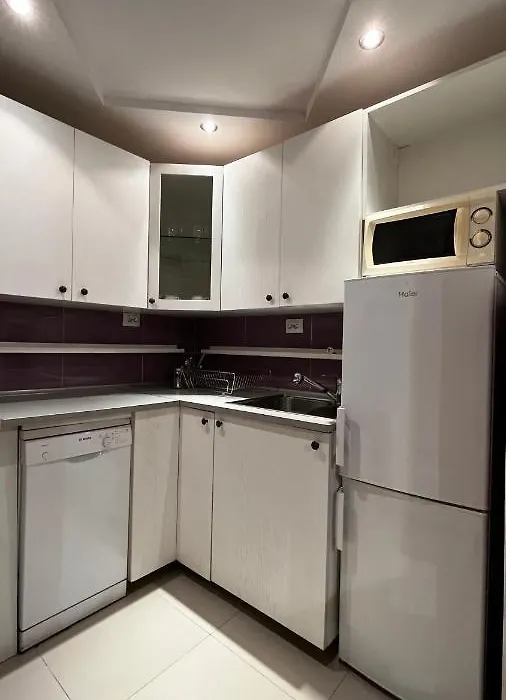 Charmig Apartment-1